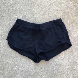 Navy blue soft abercrombie shorts!!